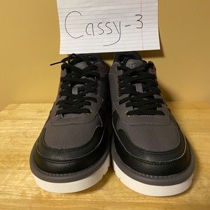 UGG Highland Blk Gray Mens Shoes 1099701 Sz 9.